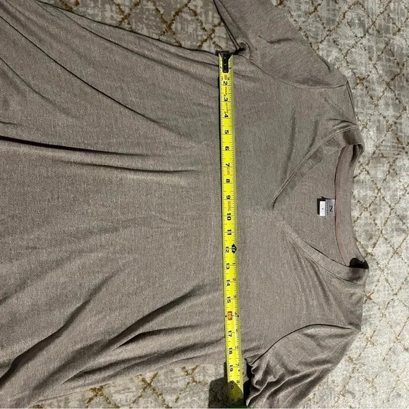 NWT Natori Speckled Interlock Long Sleeve Top Tan Brown SIZE Medium M - Picture 7 of 8